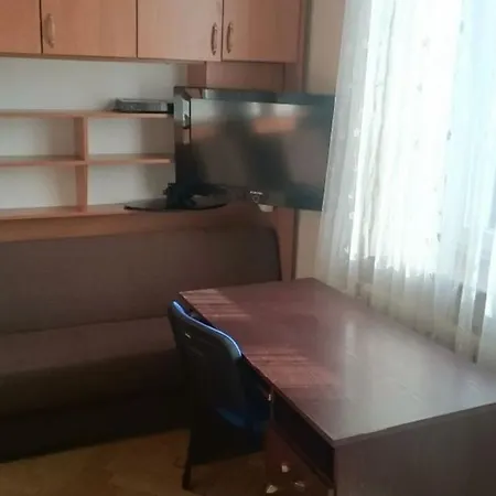 Apartament 2c Mieszkanie Samodzielne Dwupokojowe Halczyna 9 Alfa